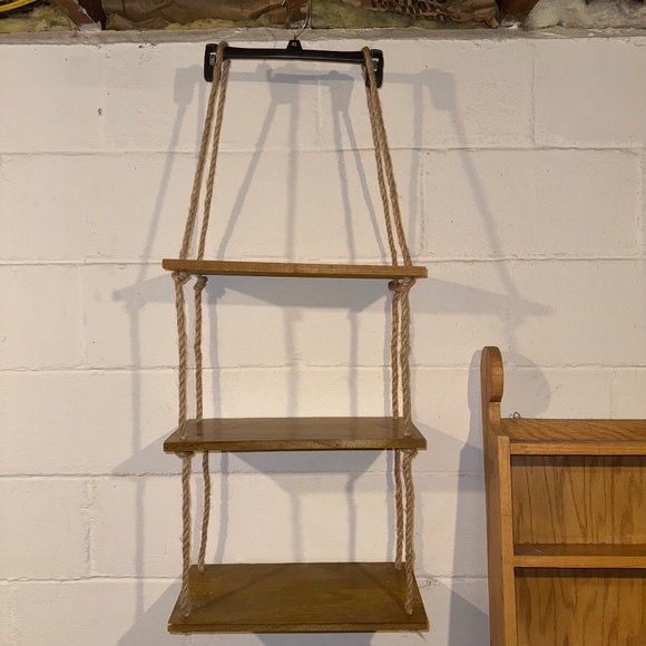 Three-tier hanging shelf - Picture 1 of 2